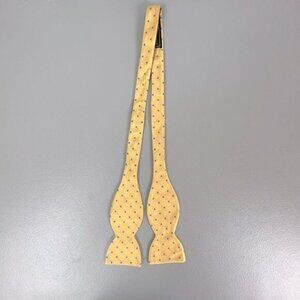 MARK PENDLETON MENS BOW TIE YELLOW WITH BLUE DOTS ADJUSTABLE